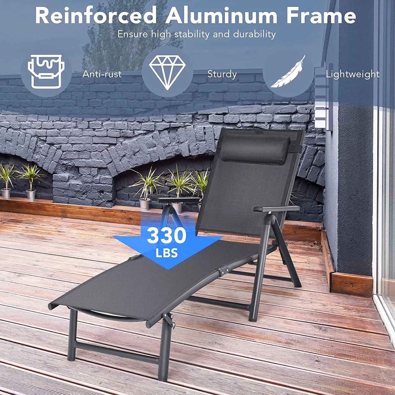 Adjustable Folding Outdoor Lounge Chair With 7 Backrest Positions in Gray