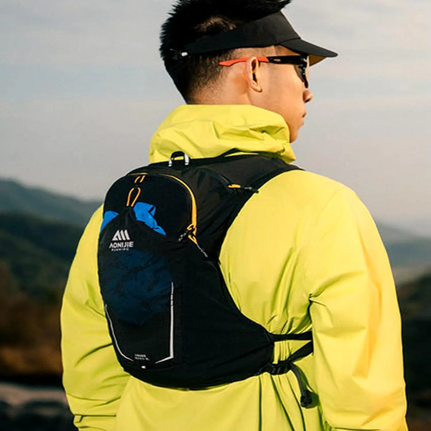 AONIJIE 8L Running Hydration Vest Backpack, High Capacity Lightweight Trail Running Vest for Trail Running, Races, Hiking