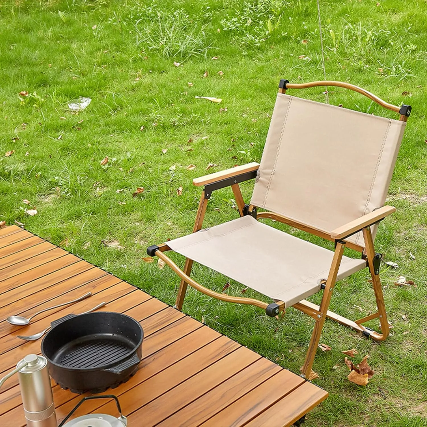 Camping Directors Chair, Heavy Duty Oversized Portable Folding Chair with Wooden Armrests for Beach, Fishing,Trip,Picnic,Lawn,Concert Outdoor Foldable Camp Chairs, 51x41x61cm, Beige