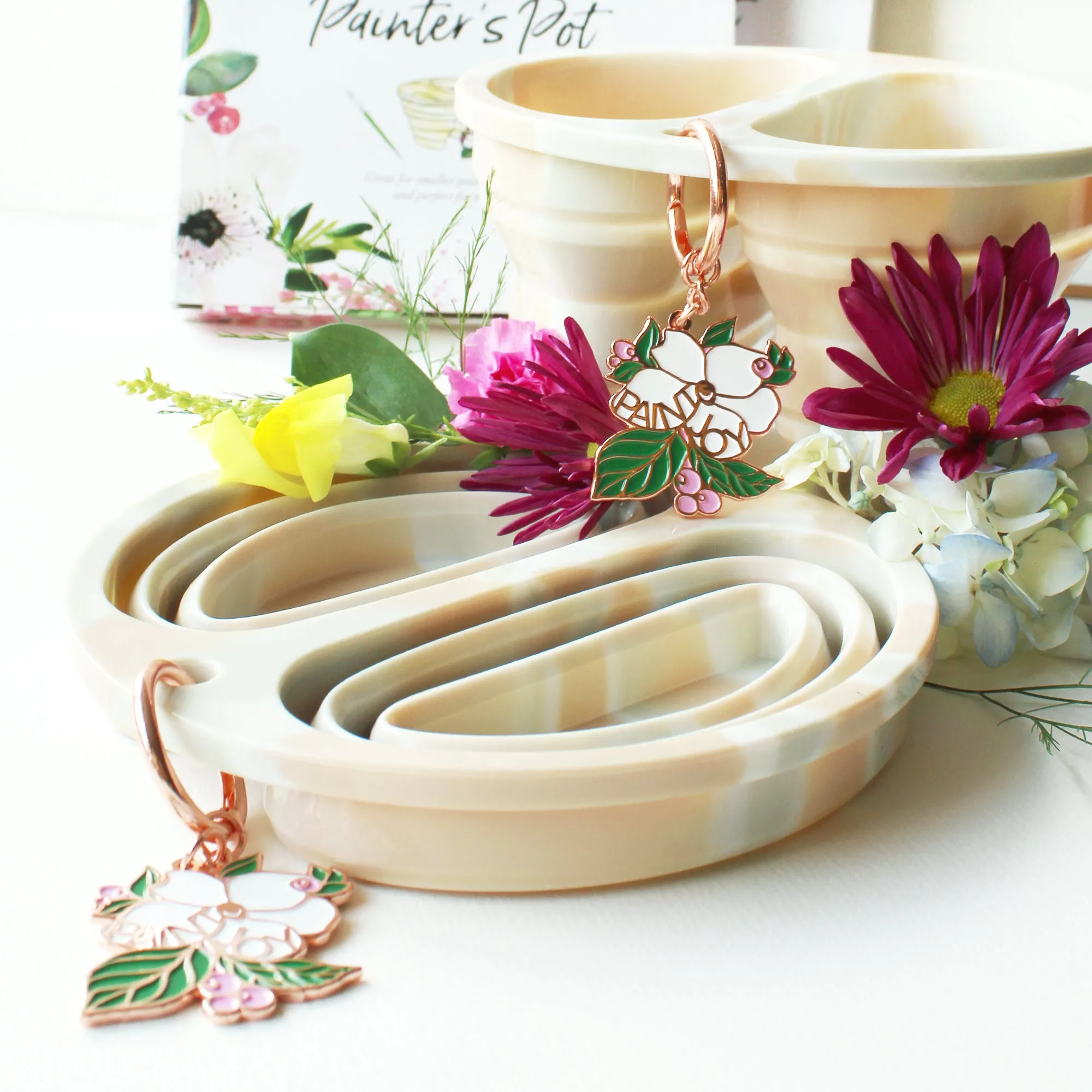 Collapsible Painter's Pot