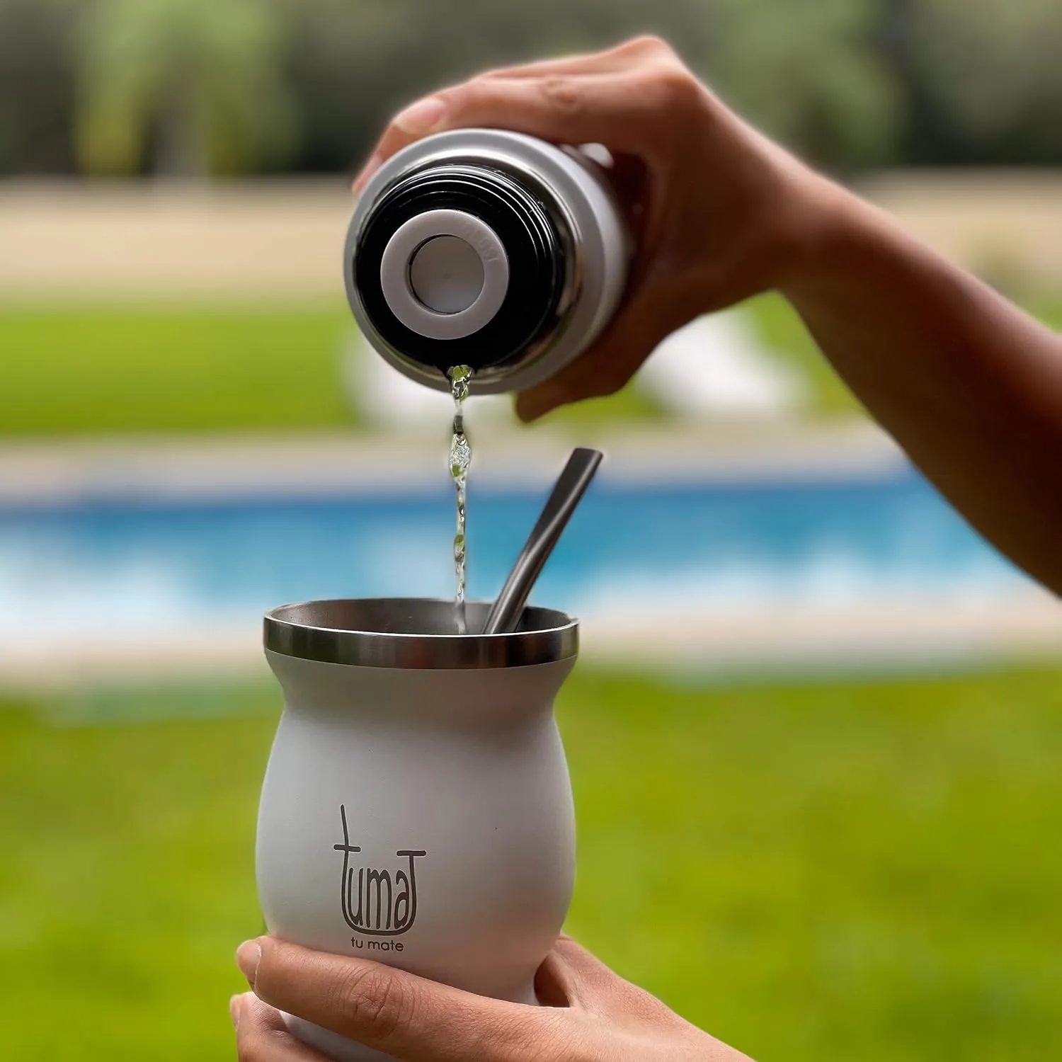 Complete Yerba Mate Kit - Includes Mate Cup, Straw (Bombilla), 750ml Thermos, Bag and two gifts (Container Yerbero and Car Immersion Heater) - Stainless Steel Yerba Mate Set (White)