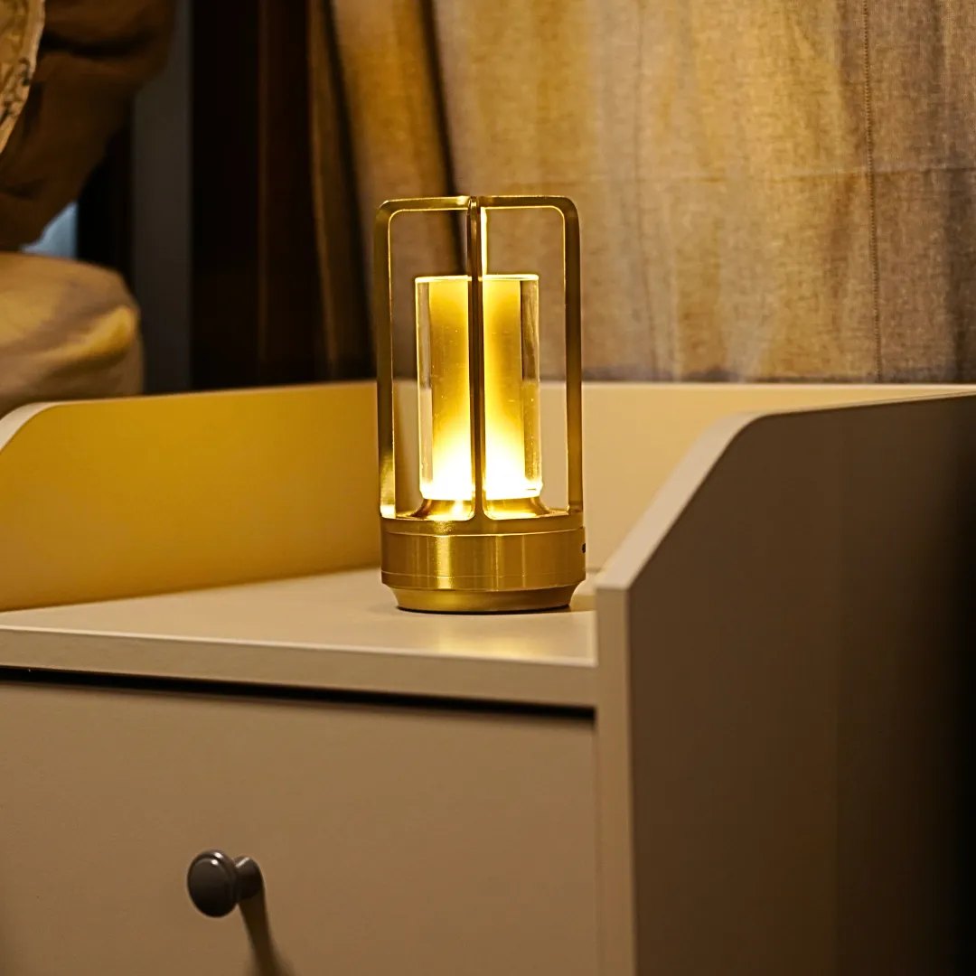 Cordless Crystal Lantern Lamp – Contemporary & Modern Table Accent