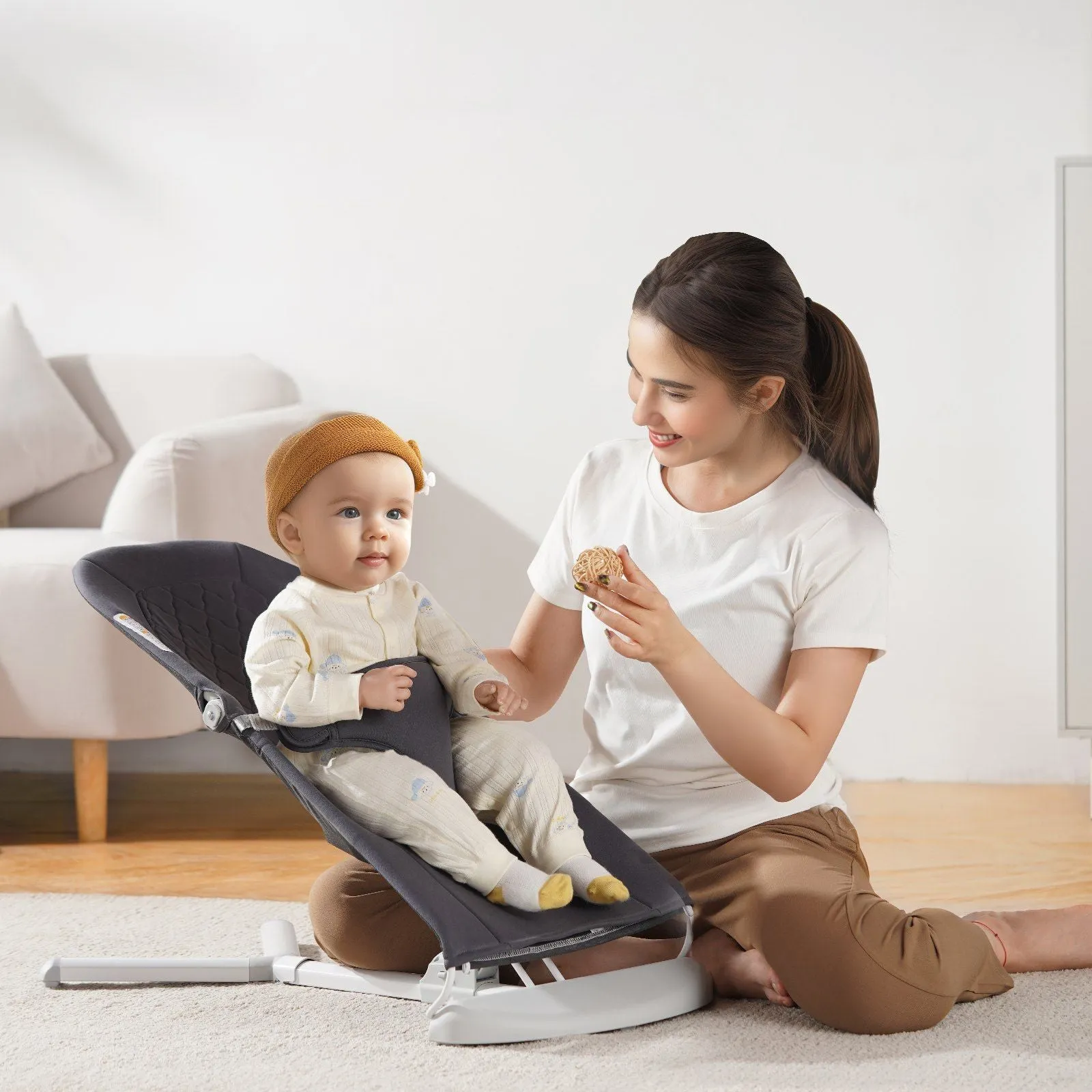 Folding Baby Bouncer Chair for Babies with 2 Reclining Angles