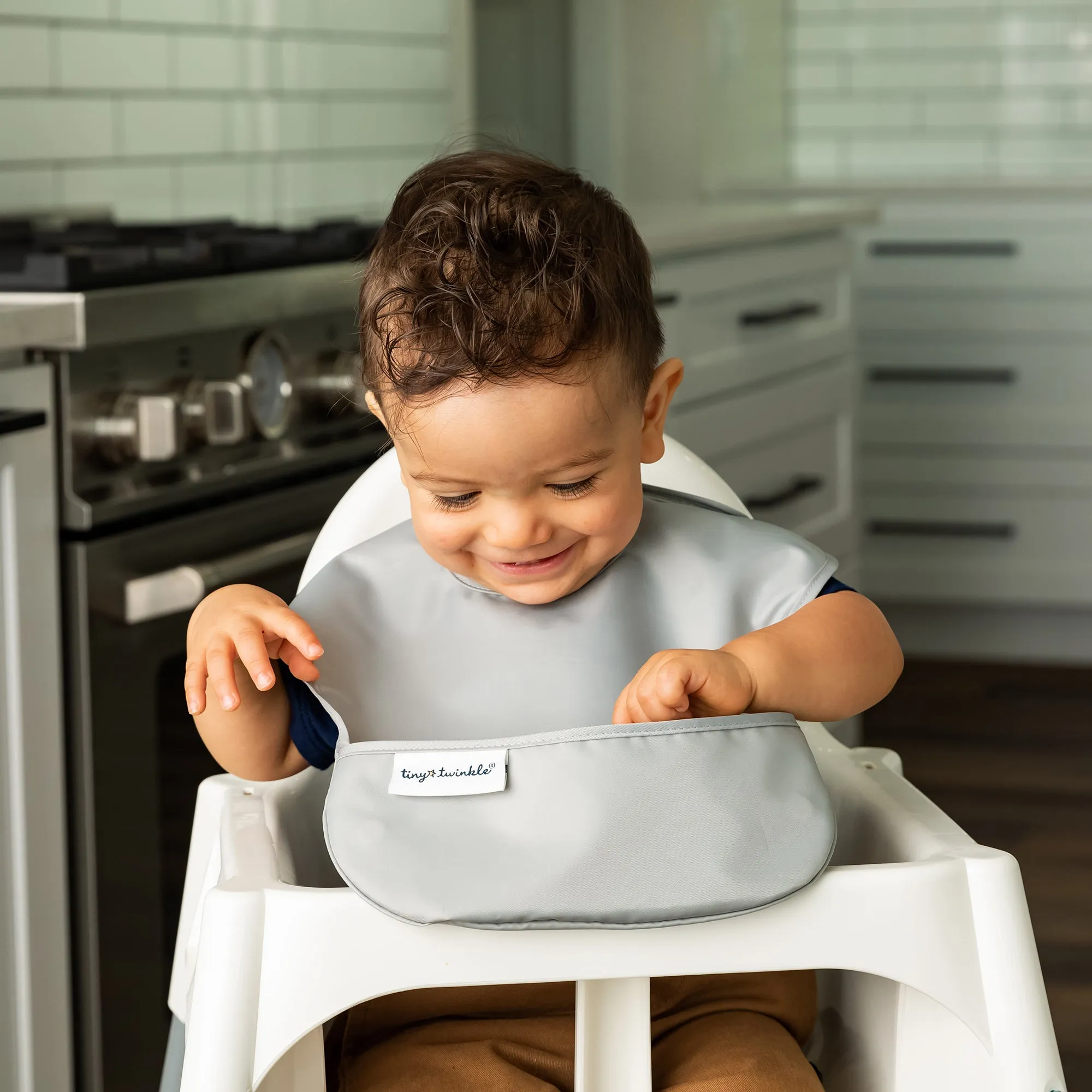 Mess-Proof Easy Bib