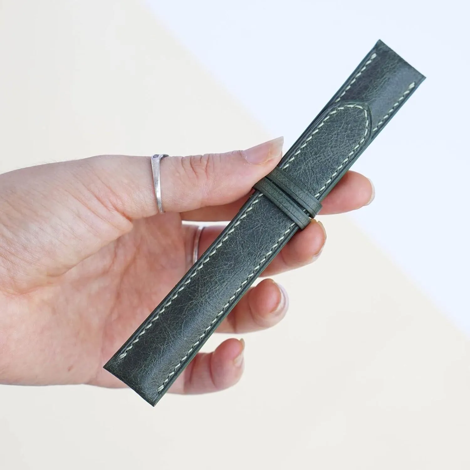Moss Green Vintage leather watch band, Premium Tuscany Vintage leather strap (19mm, Steel Folding Clasp)