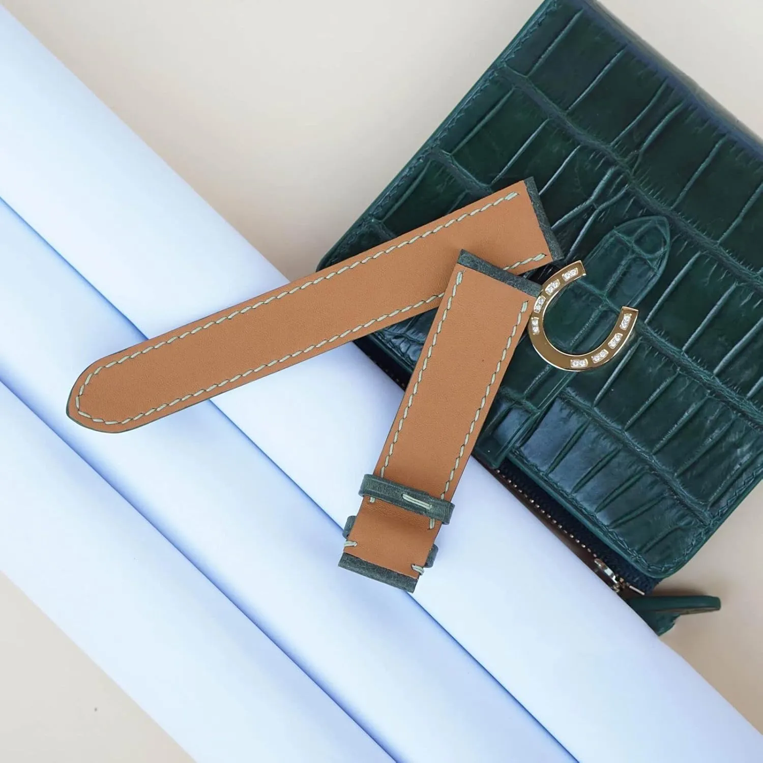 Moss Green Vintage leather watch band, Premium Tuscany Vintage leather strap (19mm, Steel Folding Clasp)