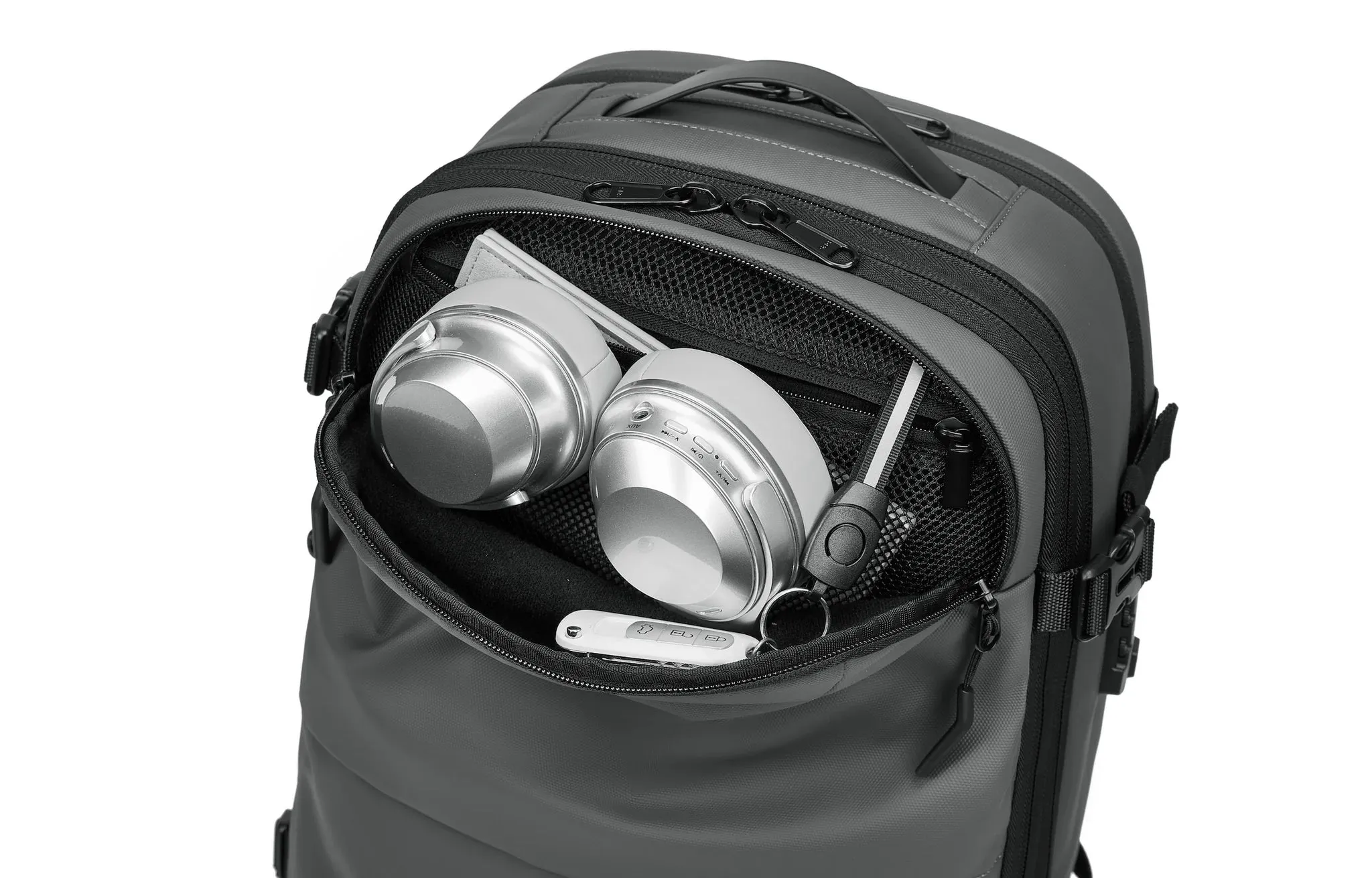 Nomadity 60L Discoverer Vacuum Compression Travel Backpack