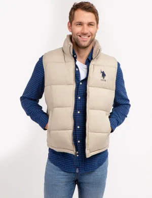 SIGNATURE VEST WITH SHERPA COLLAR