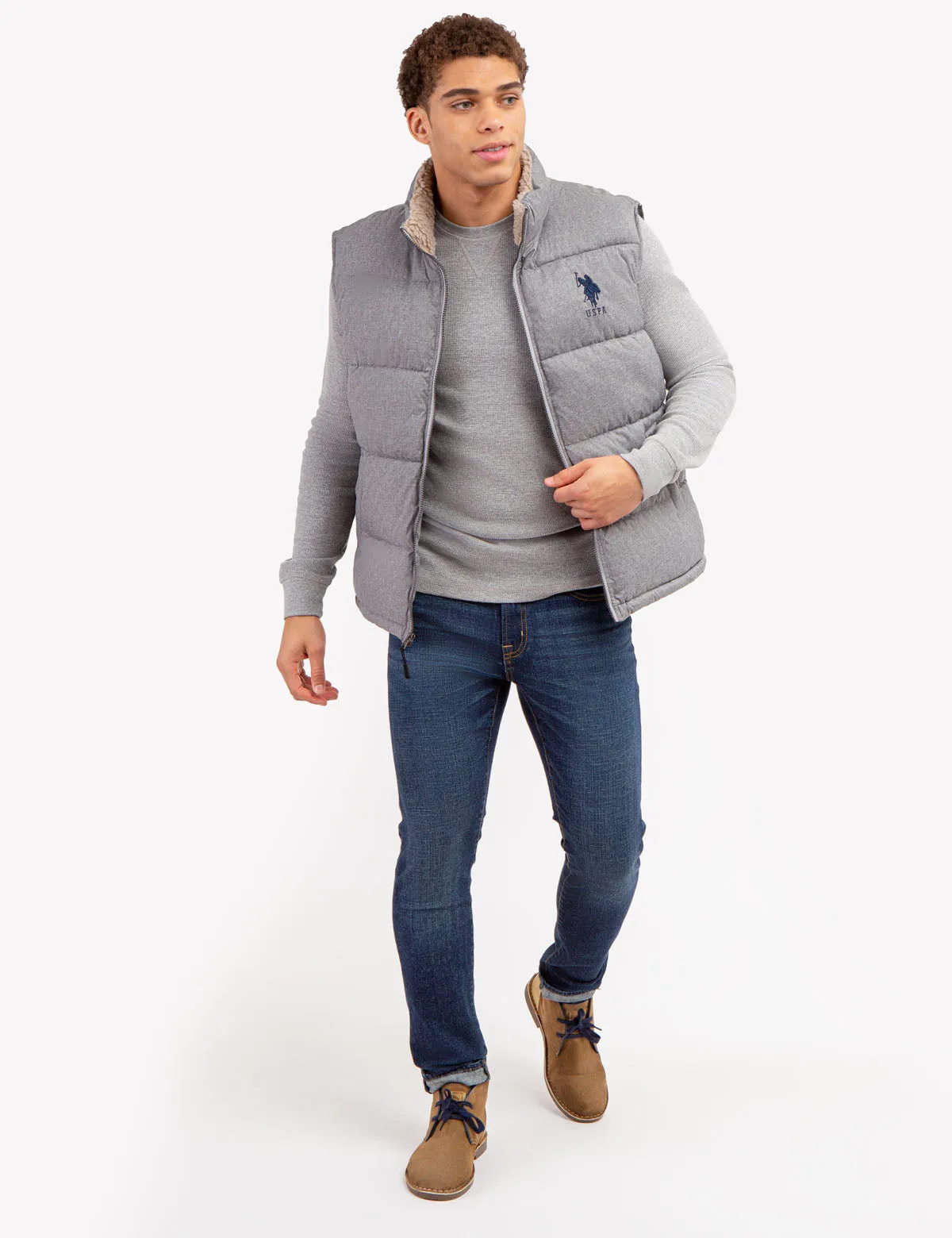 SIGNATURE VEST WITH SHERPA COLLAR