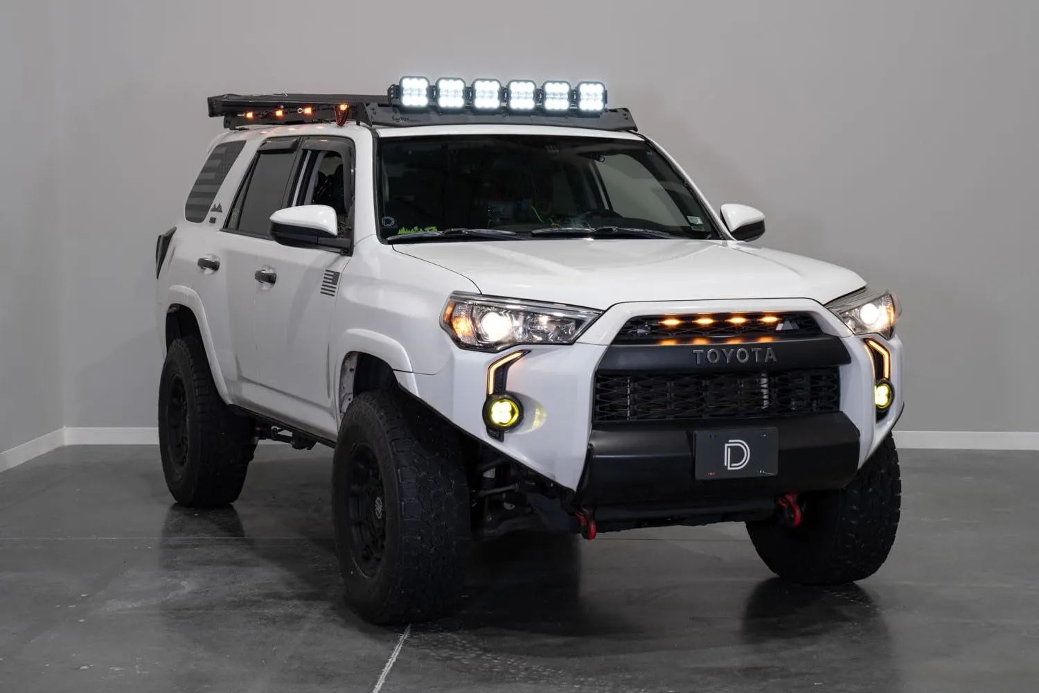 SS5 7-Pod CrossLink Lightbar Kit compatible with Prinsu/Sherpa Roof Racks, Pro White Combo